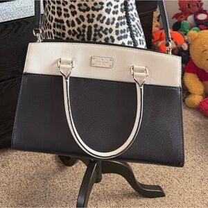 Kate pass tote purse